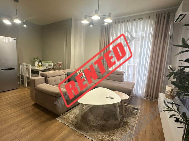 Apartament 2+1 me qira ne fillimin e rruges Pjeter Budi, prane rruges se Elbasanit ne Tirane.
Pozic Apartament 2+1 me qira ne fillimin e rruges Pjeter Budi, prane rruges se Elbasanit ne Tirane.
Pozic